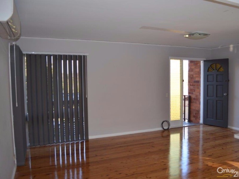 16 Fern Avenue, Bradbury NSW 2560