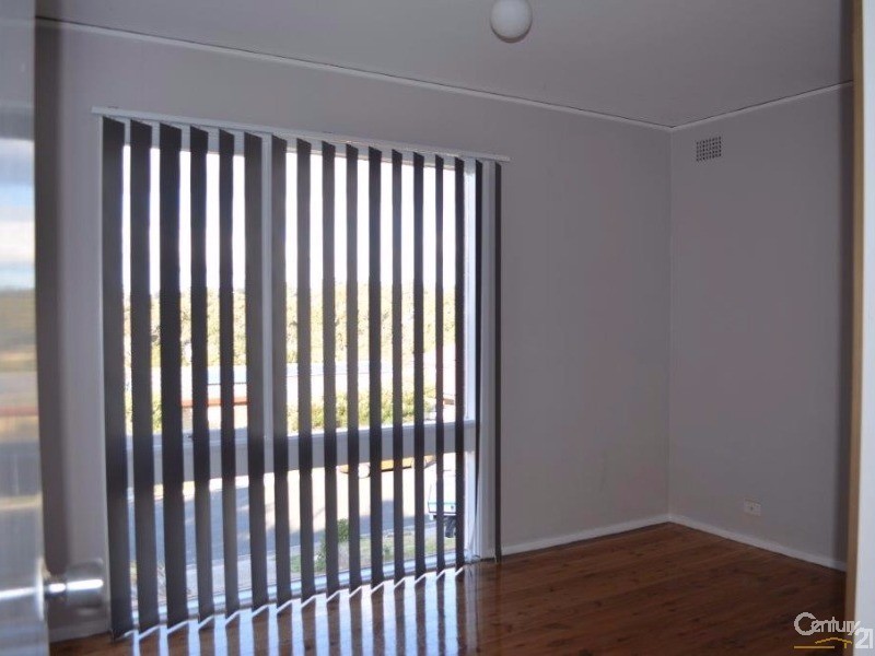 16 Fern Avenue, Bradbury NSW 2560