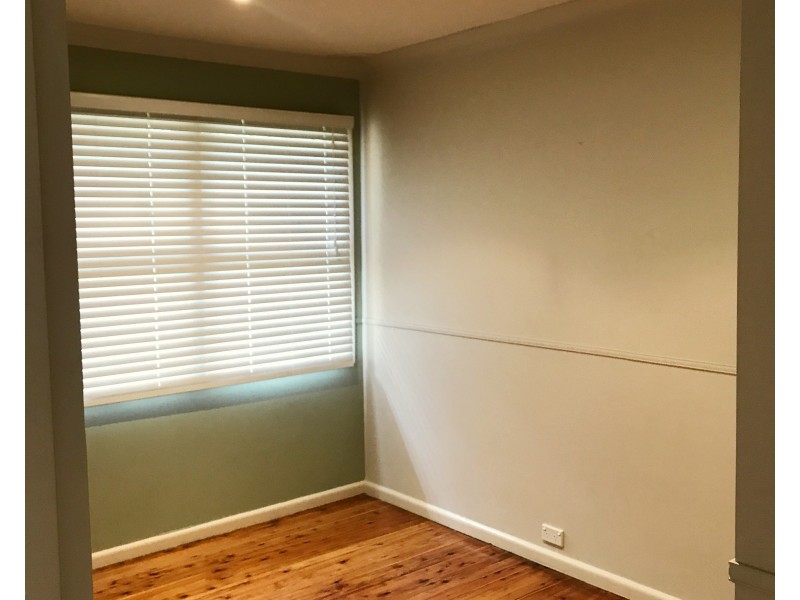 41 Lawn Avenue, Bradbury NSW 2560