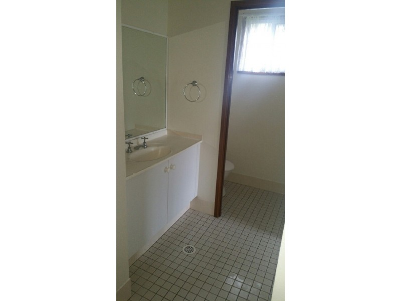 21 Briggs Place, St Helens Park NSW 2560