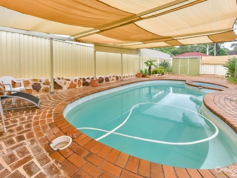3 Mantalini Street, Ambarvale NSW 2560