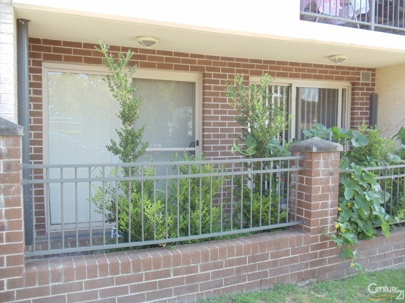 3/41 Woodhouse Drive, Ambarvale NSW 2560