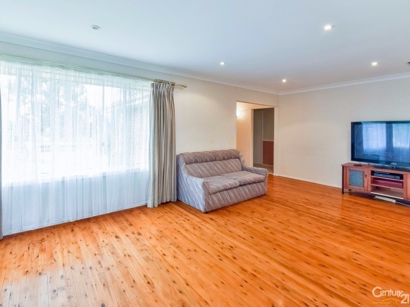 17 Valley Road, Campbelltown NSW 2560