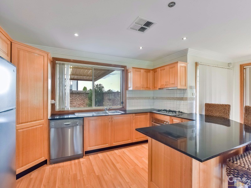 2 Fernleigh Place, Glen Alpine NSW 2560