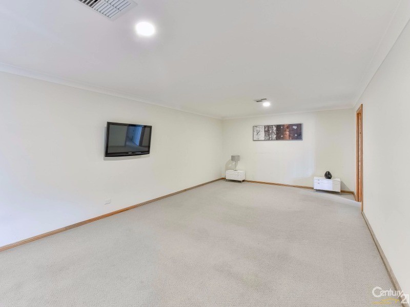 2 Fernleigh Place, Glen Alpine NSW 2560