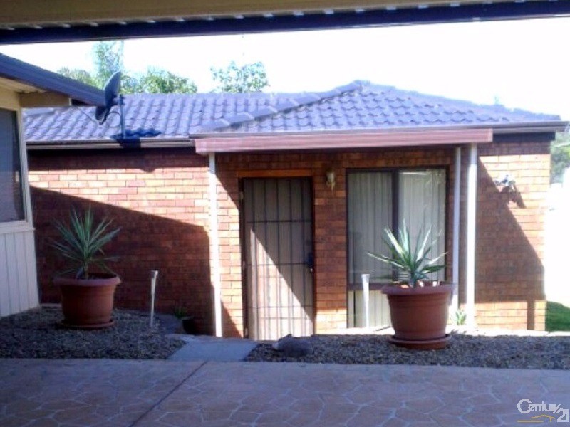 4A Banquo Place, Rosemeadow NSW 2560