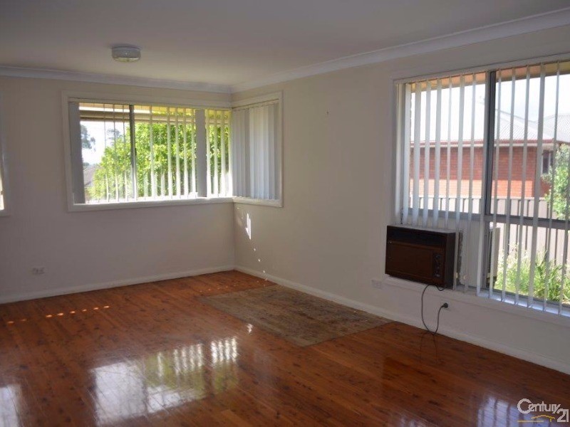 18 Lawson Street, Campbelltown NSW 2560