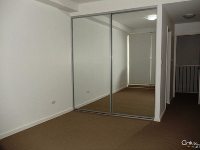 18/31-35 Chamberlain Street, Campbelltown NSW 2560