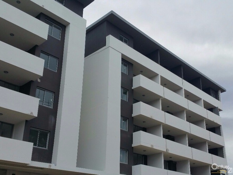 2/3-17 Queen Street, Campbelltown NSW 2560