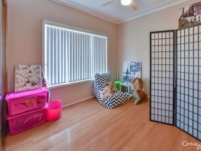 38 Angle Road, Leumeah NSW 2560