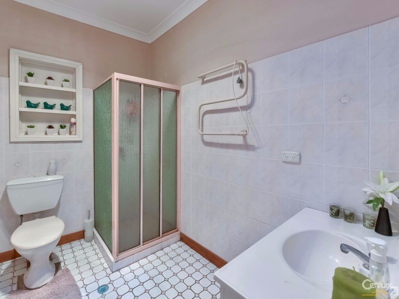38 Angle Road, Leumeah NSW 2560
