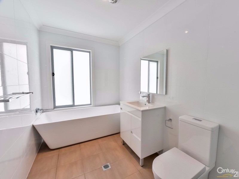 22C Euroka Street, Ingleburn NSW 2565