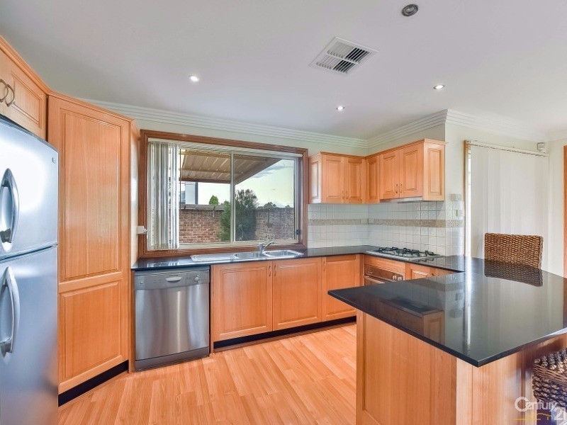 2 Fernleigh Place, Glen Alpine NSW 2560