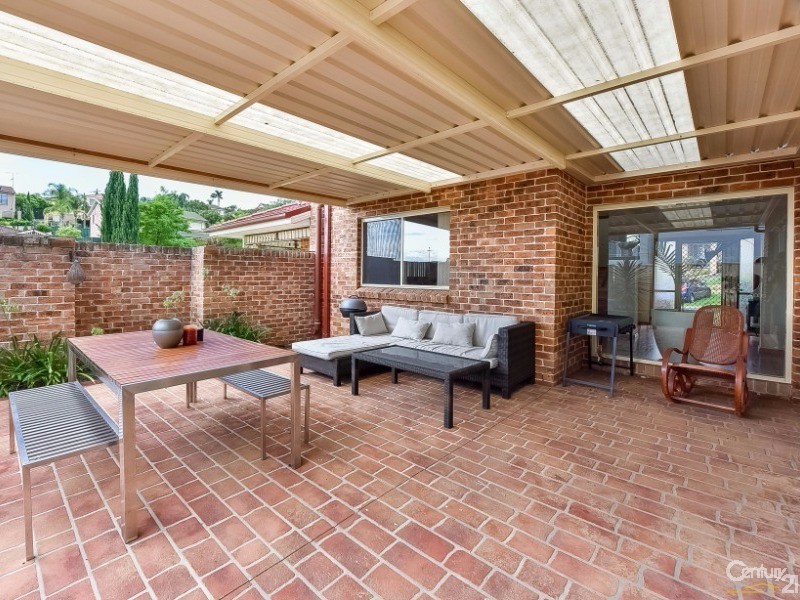 2 Fernleigh Place, Glen Alpine NSW 2560