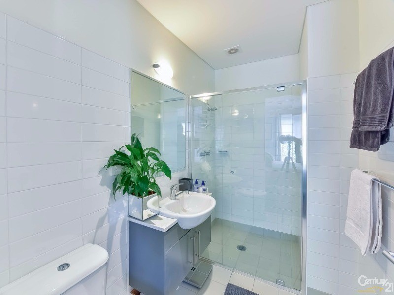 10 Centennial Drive, Campbelltown NSW 2560