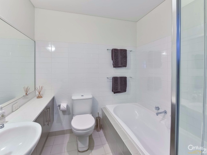 10 Centennial Drive, Campbelltown NSW 2560