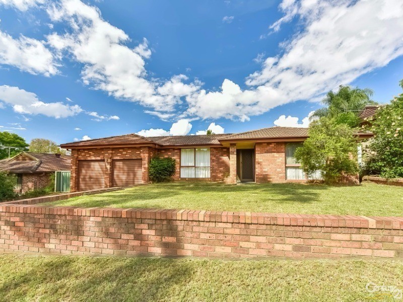 14 Dumfries Road, St Andrews NSW 2566