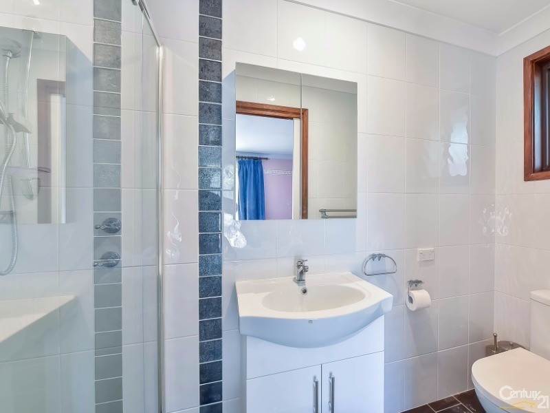 14 Dumfries Road, St Andrews NSW 2566