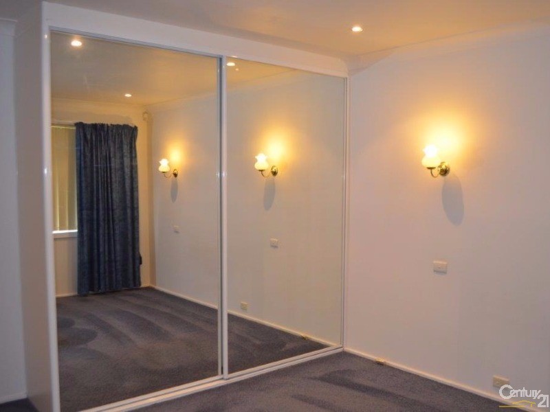 60 Wyangala Crescent, Leumeah NSW 2560