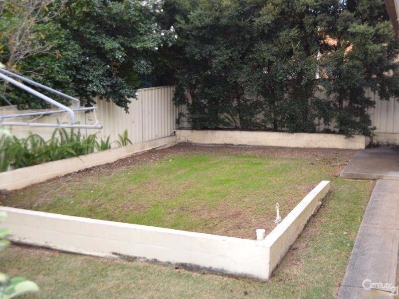 60 Wyangala Crescent, Leumeah NSW 2560