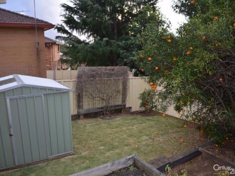 60 Wyangala Crescent, Leumeah NSW 2560