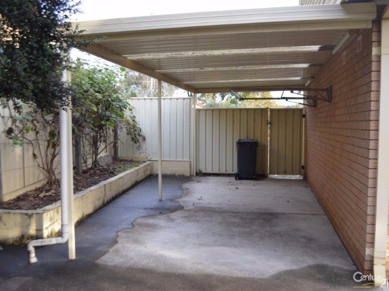 60 Wyangala Crescent, Leumeah NSW 2560