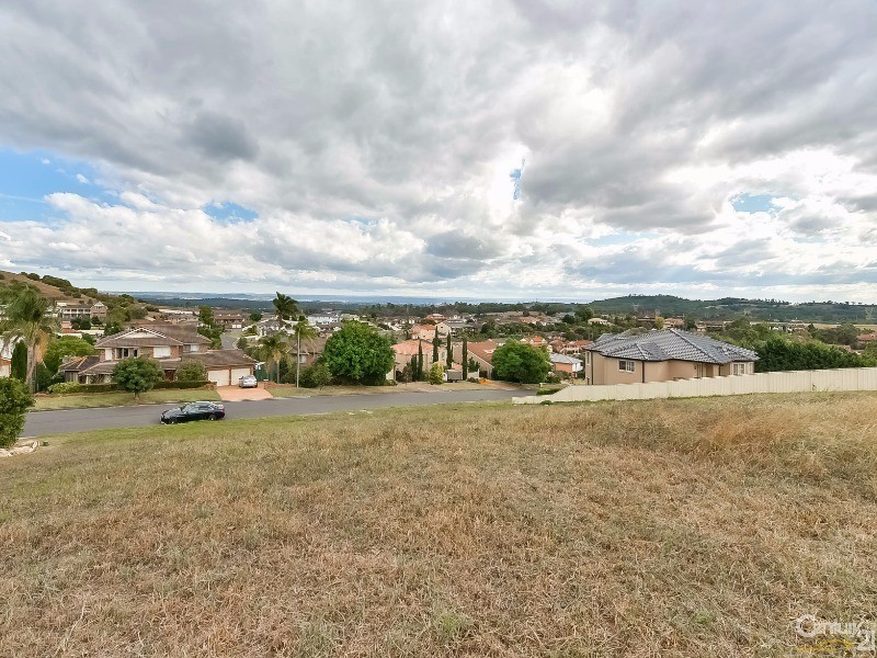 15 Nepean Towers Avenue, Glen Alpine NSW 2560