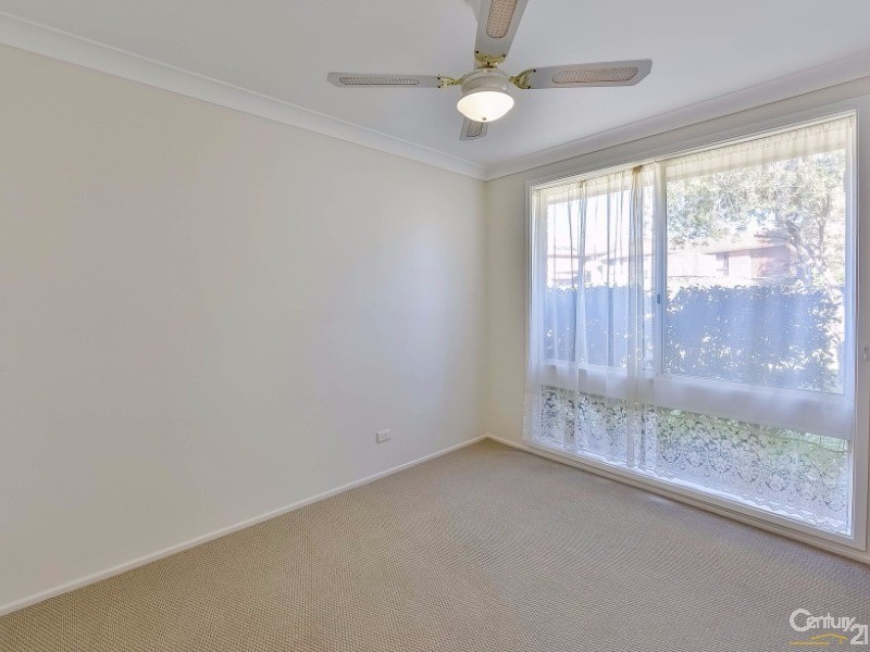 9 Trebbiano Place, Eschol Park NSW 2558