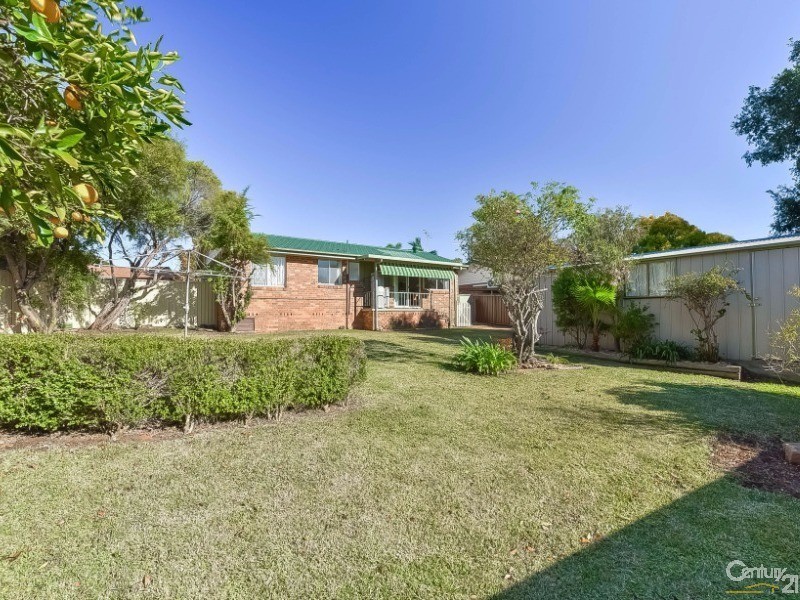 9 Trebbiano Place, Eschol Park NSW 2558