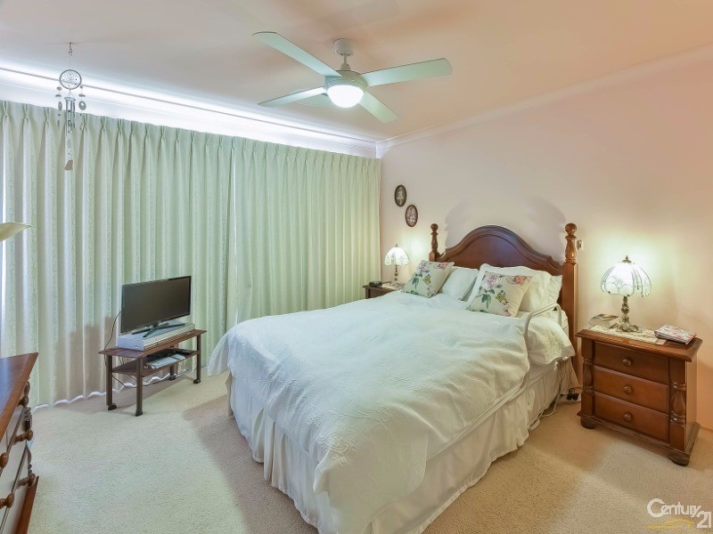 128 Wyangala Crescent, Leumeah NSW 2560