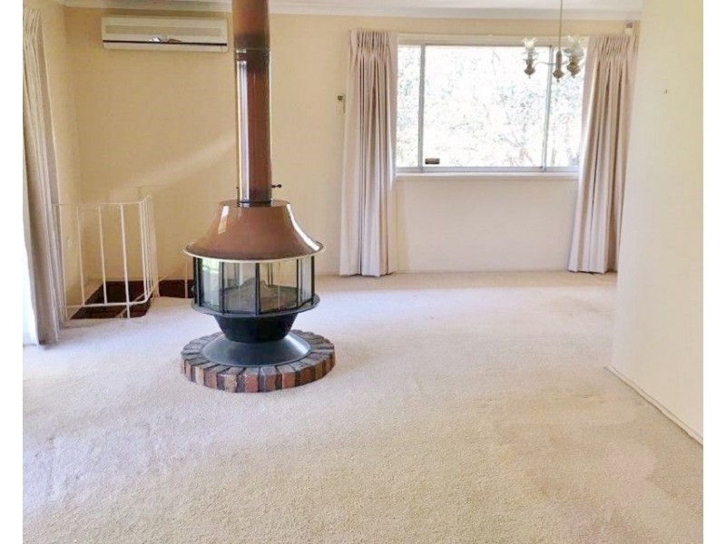 128 Wyangala Crescent, Leumeah NSW 2560