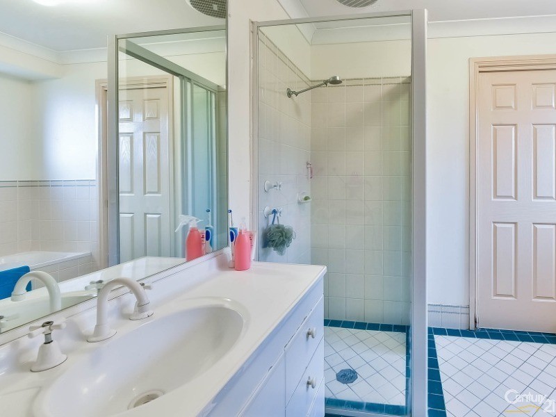 4A Hurricane Drive, Raby NSW 2566