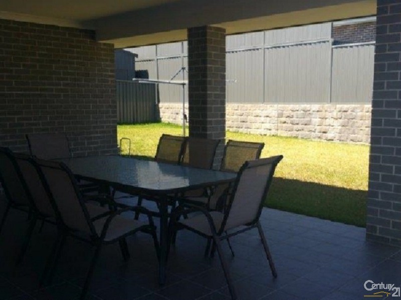 58 Rosella Circuit, Gregory Hills NSW 2557