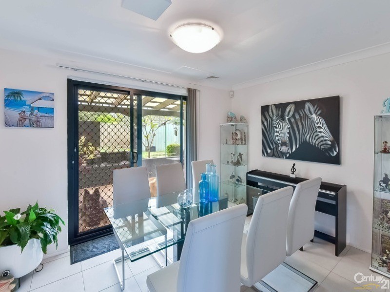 2 Karius Street, Glenfield NSW 2167