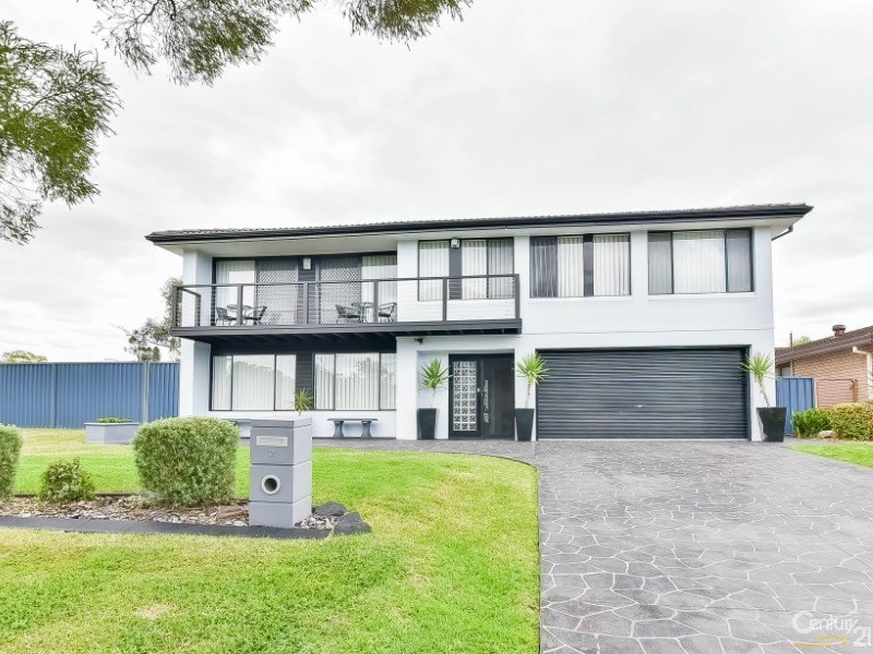 2 Karius Street, Glenfield NSW 2167