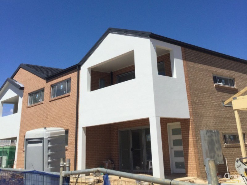 13-15 Allman Street, Campbelltown NSW 2560