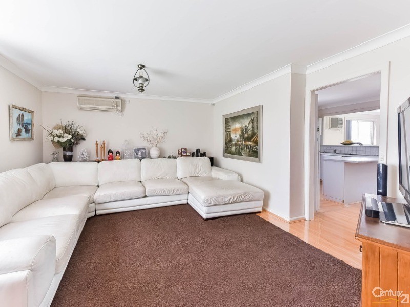 7 Stornoway Avenue, St Andrews NSW 2566