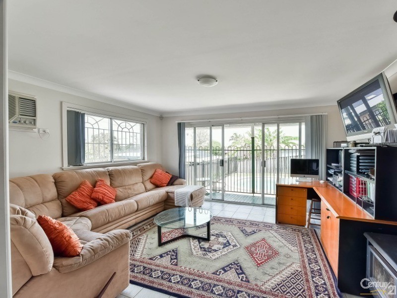 7 Stornoway Avenue, St Andrews NSW 2566