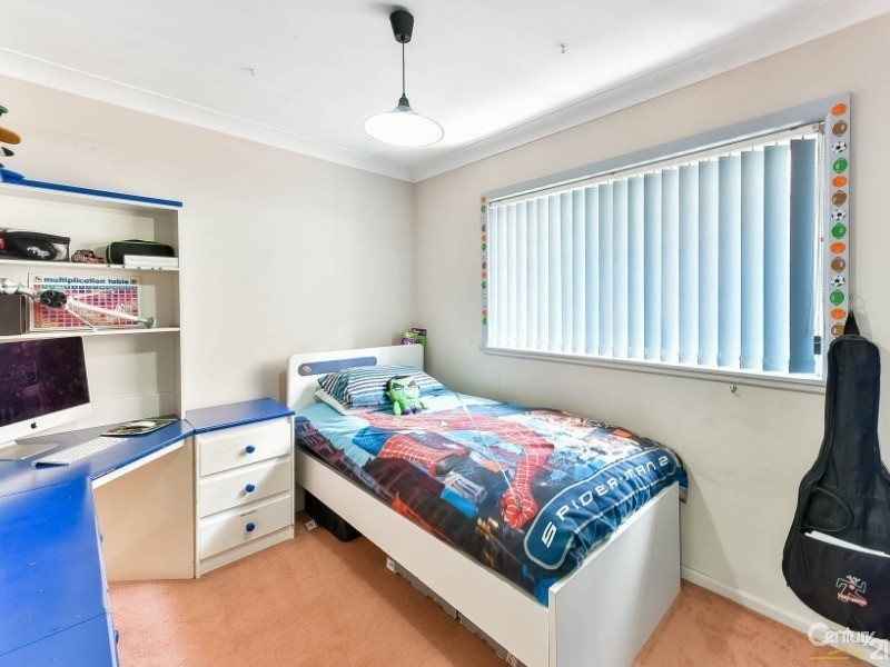 7 Stornoway Avenue, St Andrews NSW 2566