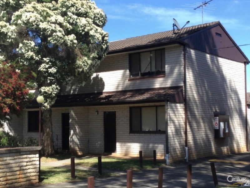 5/9-13 Surrey Street, Minto NSW 2566