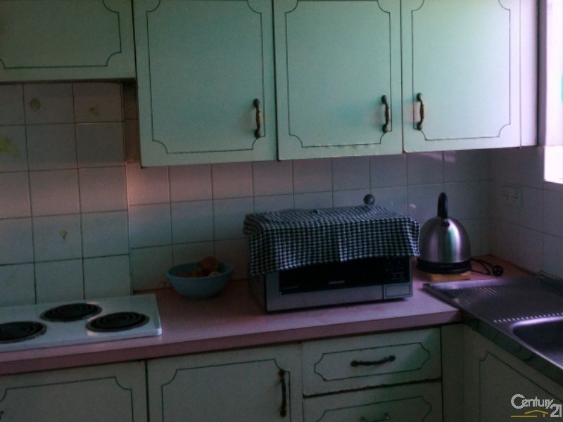 5/9-13 Surrey Street, Minto NSW 2566