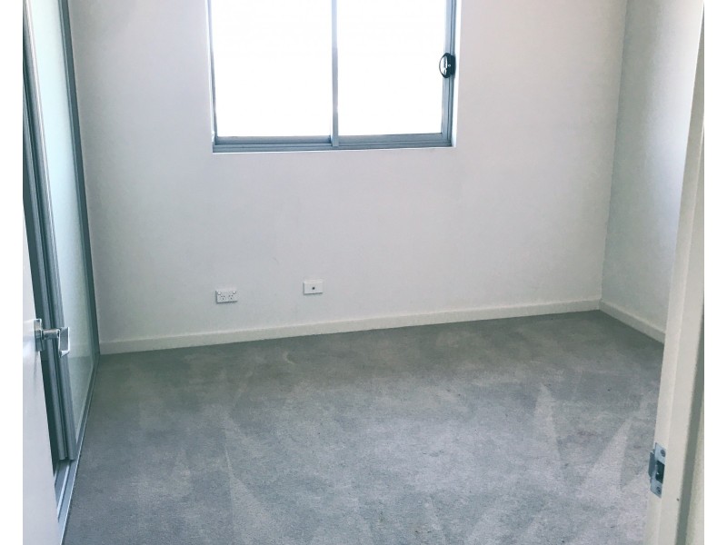 111/3-17 Queen Street, Campbelltown NSW 2560