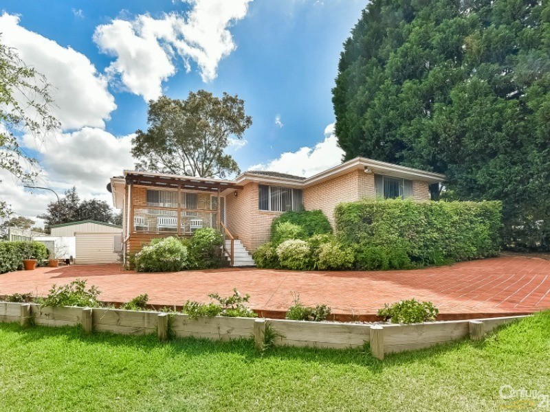 9 Cedar Avenue, Bradbury NSW 2560
