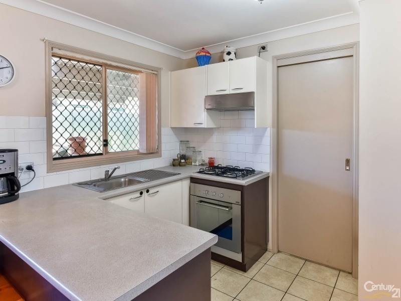5/6 Parkholme Circuit, Englorie Park NSW 2560
