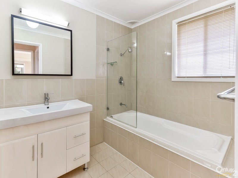 21 Aberdeen Road, St Andrews NSW 2566