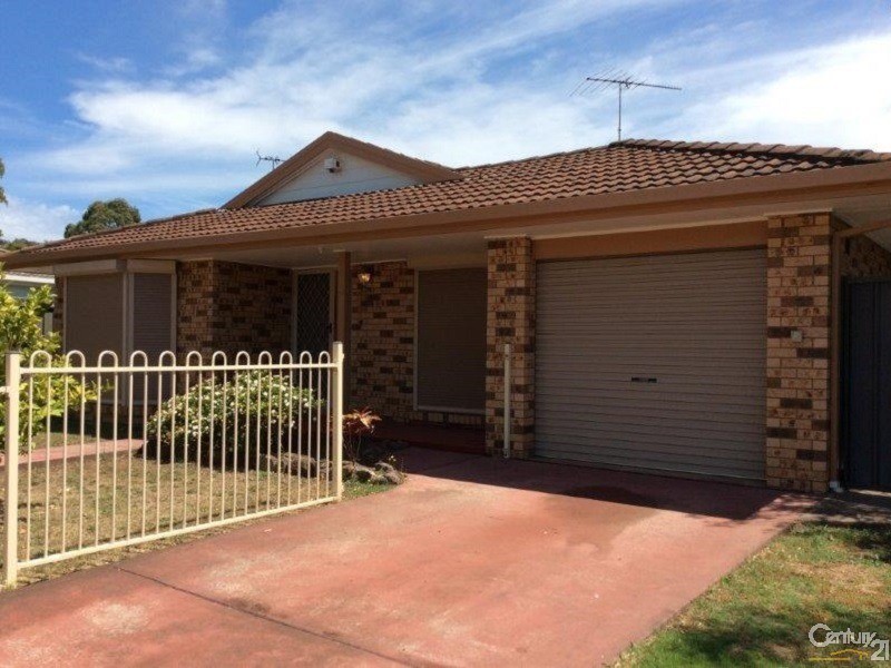 6 Marcellus Street, Rosemeadow NSW 2560
