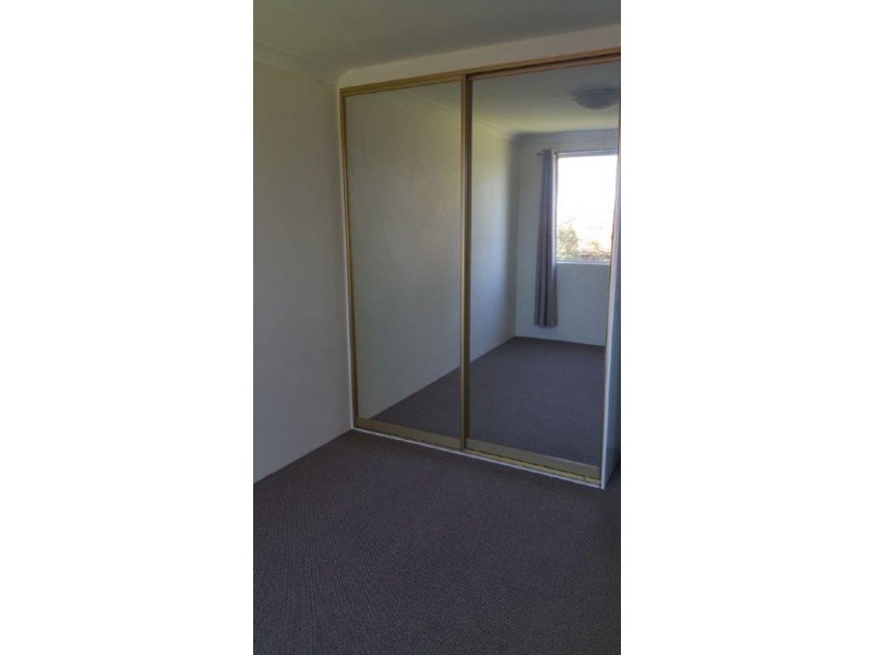 5/30 Burrinjuck Street, Leumeah NSW 2560