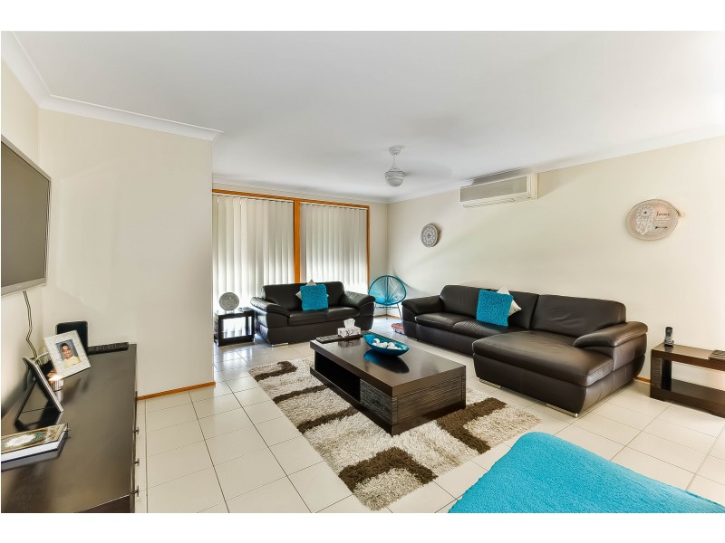 4 Chang Place, Kearns NSW 2558