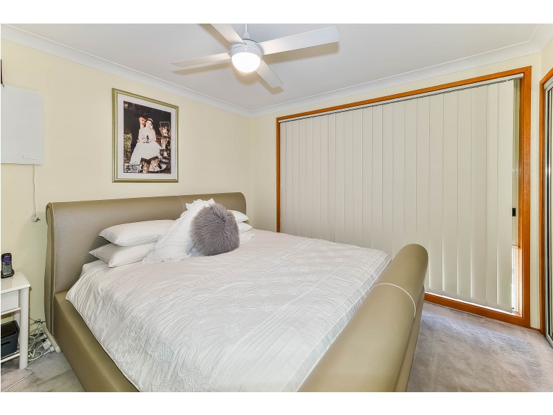 4 Chang Place, Kearns NSW 2558