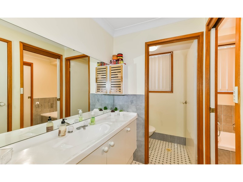 4 Chang Place, Kearns NSW 2558